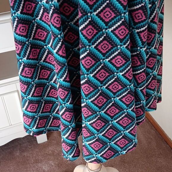 LuLaRoe Carly Dress - Picture 7 of 10